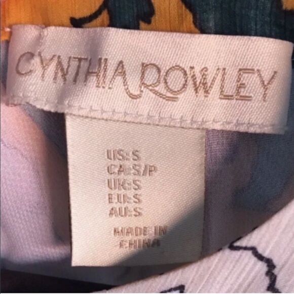 Women’s Cynthia Rowley Floral Blouse - Picture 6 of 6